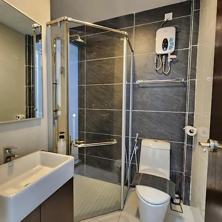 Country Garden Danga Bay Neo Suites Johor Bahru Exterior photo